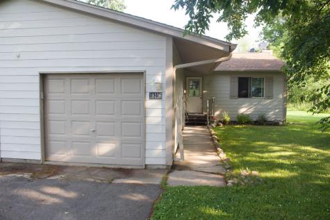 18118/18116 Captive Lake Road Garrison MN 56450