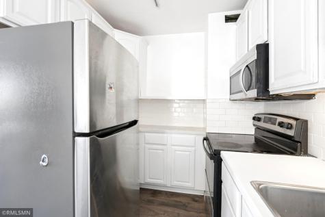 19 1st Street S Minneapolis MN 55401
