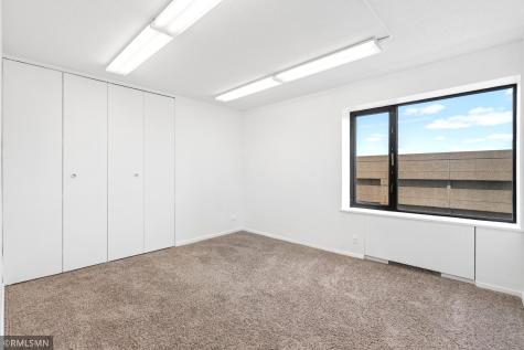 19 1st Street S Minneapolis MN 55401