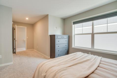 628 10th Avenue N Fargo ND 58102