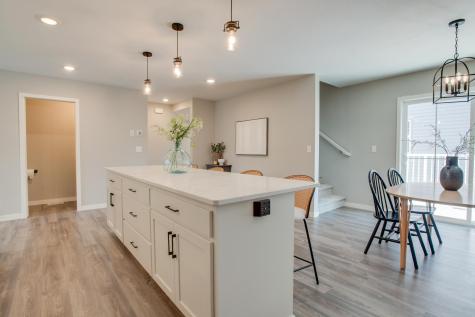628 10th Avenue N Fargo ND 58102