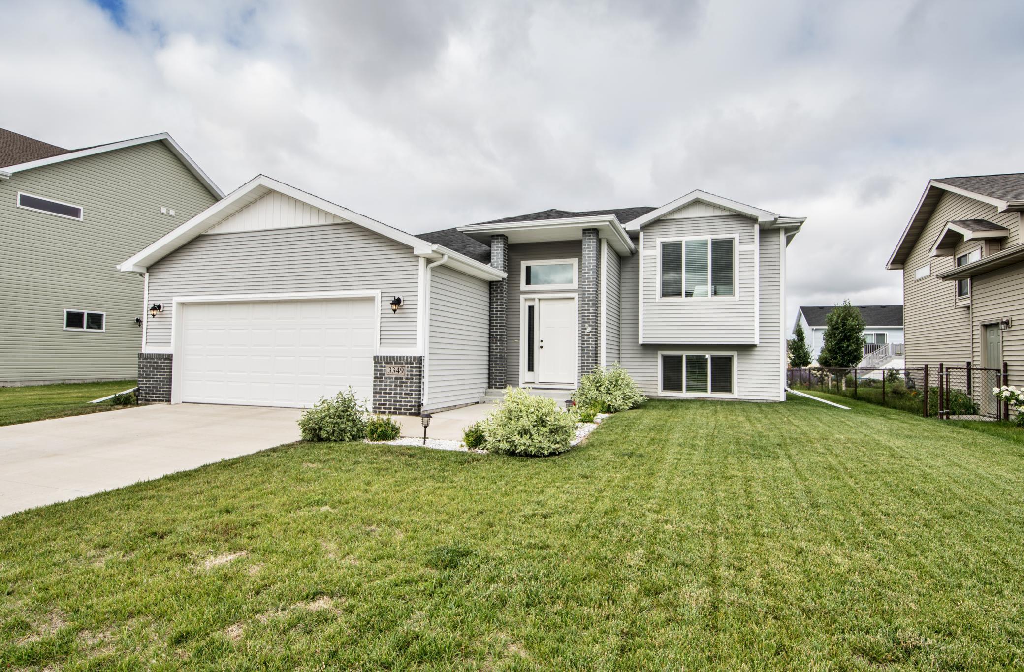 3349 27th Street S Moorhead MN 56560
