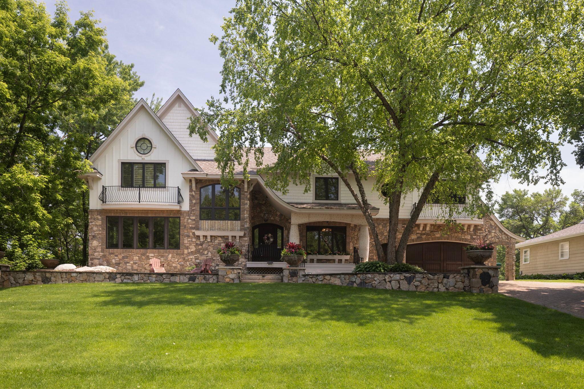 4913 W Sunnyslope Road Edina MN 55424