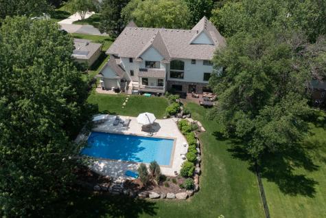 4913 W Sunnyslope Road Edina MN 55424