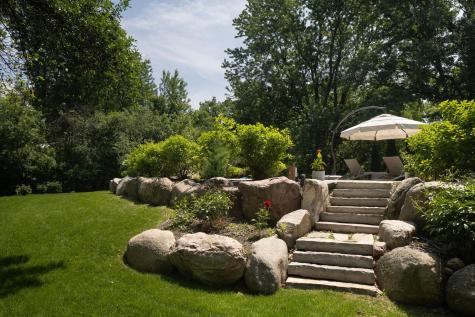 4913 W Sunnyslope Road Edina MN 55424