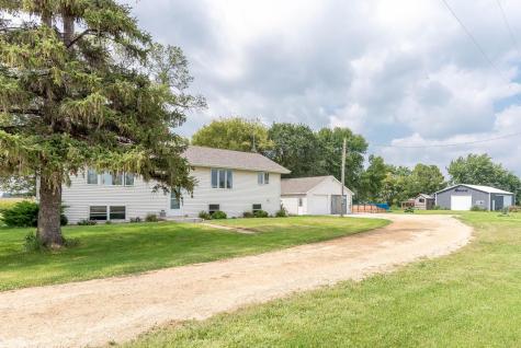 37658 410th Street Saint Peter MN 56082