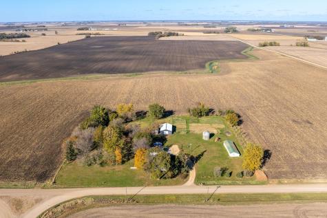 37658 410th Street Saint Peter MN 56082