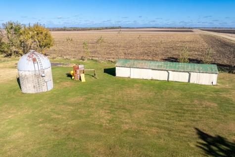 37658 410th Street Saint Peter MN 56082