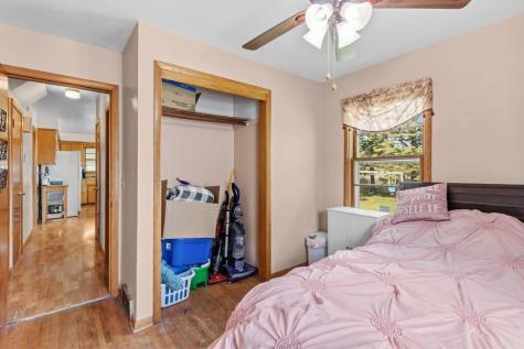 6148 Upper 51st Street N Oakdale MN 55128