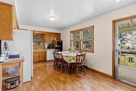 6148 Upper 51st Street N Oakdale MN 55128