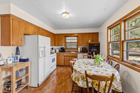 6148 Upper 51st Street N Oakdale MN 55128