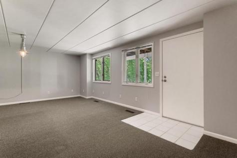 1948 Crown Point Drive Mendota Heights MN 55118