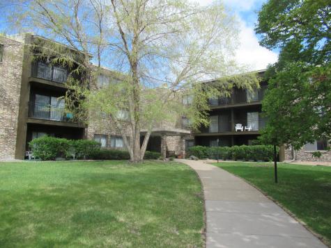 4120 Parklawn Avenue Edina MN 55435