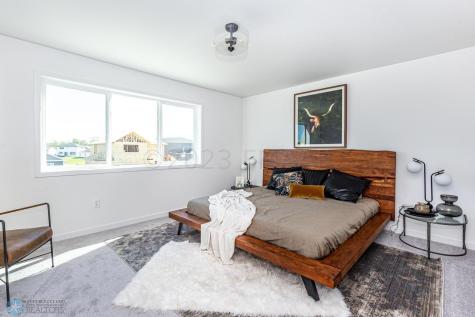 5808 Ellis Drive W West Fargo ND 58078