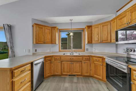 406 Jasmine Lane Saint Joseph MN 56374