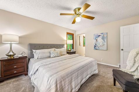 18710 28th Avenue N Plymouth MN 55447