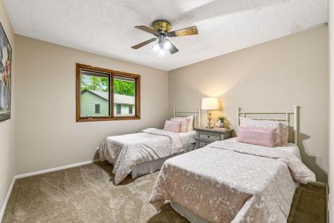 18710 28th Avenue N Plymouth MN 55447