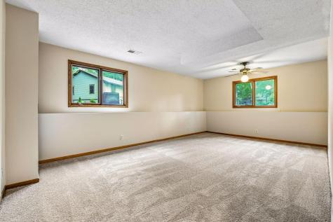 18710 28th Avenue N Plymouth MN 55447