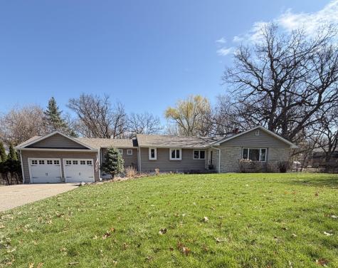 4713 Fairhills Road W Minnetonka MN 55345