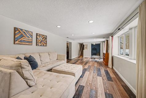 4713 Fairhills Road W Minnetonka MN 55345