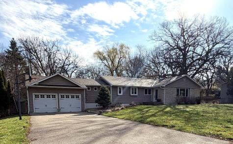 4713 Fairhills Road W Minnetonka MN 55345