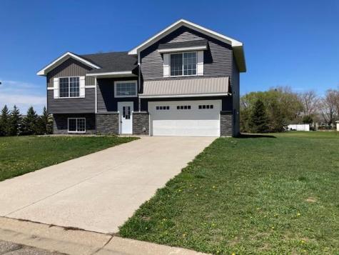 828 Poplar Drive SE Kimball MN 55353