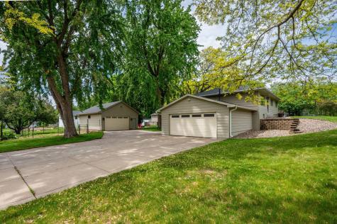 12715 27th Avenue N Plymouth MN 55441
