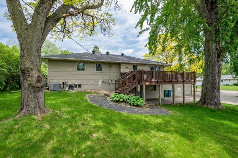 12715 27th Avenue N Plymouth MN 55441