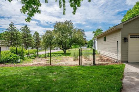 12715 27th Avenue N Plymouth MN 55441