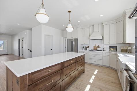 4288 Pine Parkway S Fargo ND 58104