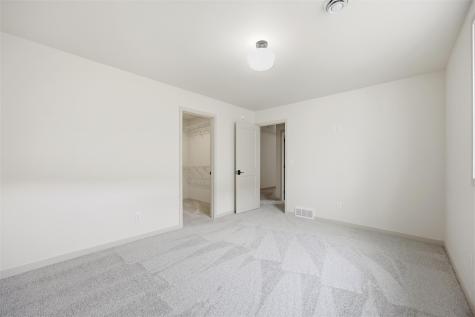 4288 Pine Parkway S Fargo ND 58104
