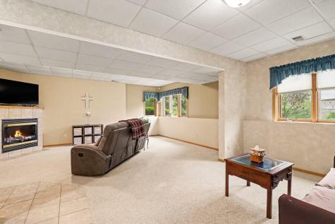 13009 Garvin Brook Lane Apple Valley MN 55124
