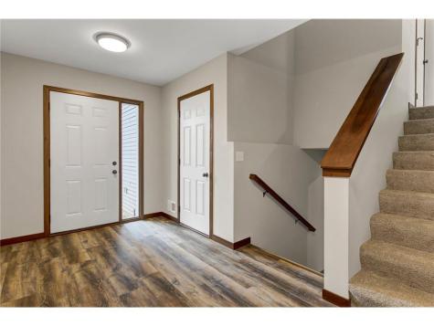 962 York Court Brainerd MN 56401