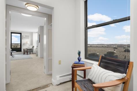 7600 Golden Valley Road Golden Valley MN 55427