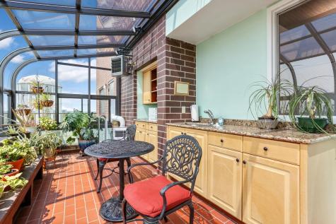 7600 Golden Valley Road Golden Valley MN 55427