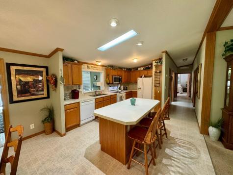 14196 E Fox Lake Road Detroit Lakes MN 56501