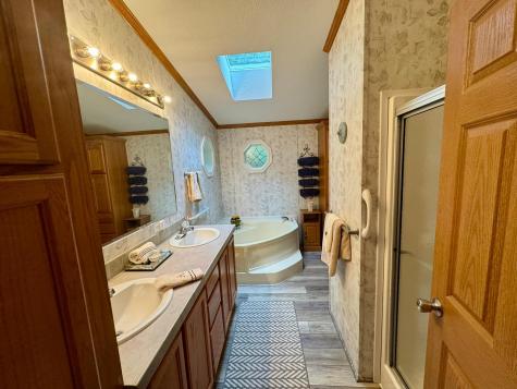 14196 E Fox Lake Road Detroit Lakes MN 56501