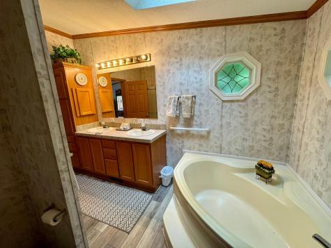 14196 E Fox Lake Road Detroit Lakes MN 56501