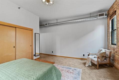 523 S 9th Street Minneapolis MN 55404