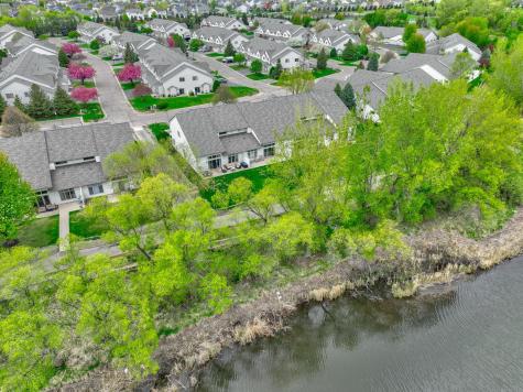 16807 Edinburg Way Lakeville MN 55024