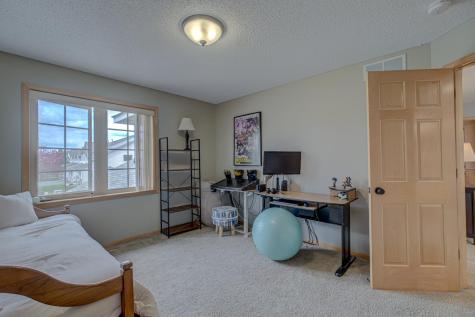 16807 Edinburg Way Lakeville MN 55024