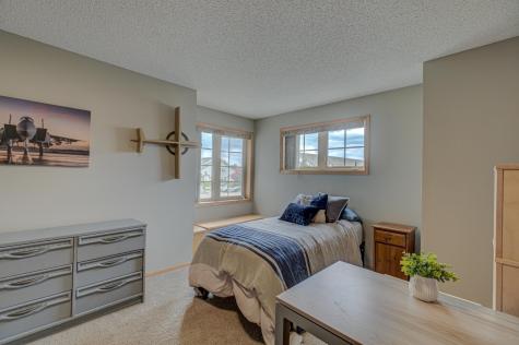16807 Edinburg Way Lakeville MN 55024
