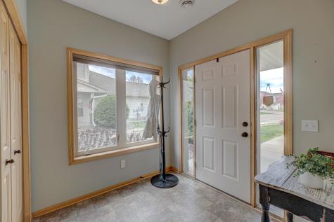 16807 Edinburg Way Lakeville MN 55024