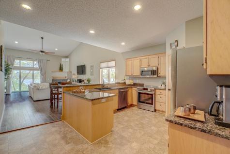 16807 Edinburg Way Lakeville MN 55024