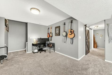 4956 4th Street NW Rochester MN 55901
