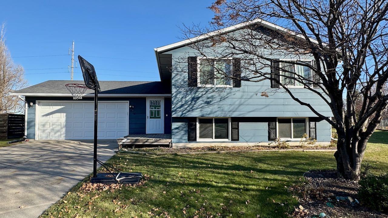 918 Rensvold Boulevard Moorhead MN 56560