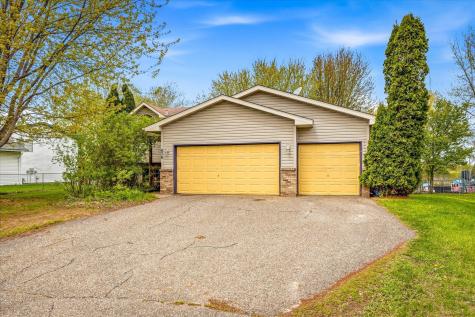 676 Joes Lake Road SE Cambridge MN 55008