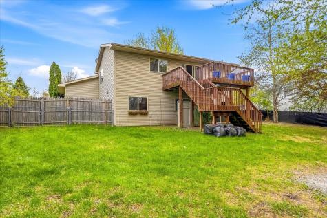 676 Joes Lake Road SE Cambridge MN 55008