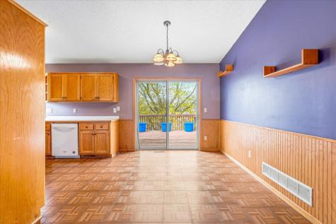 676 Joes Lake Road SE Cambridge MN 55008