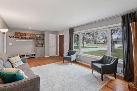1615 Garland Lane N Plymouth MN 55447